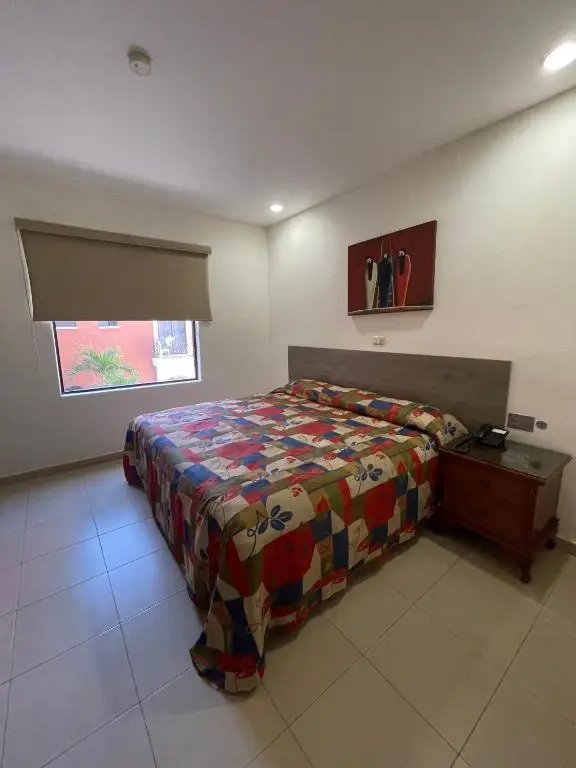 Standard Queen Room